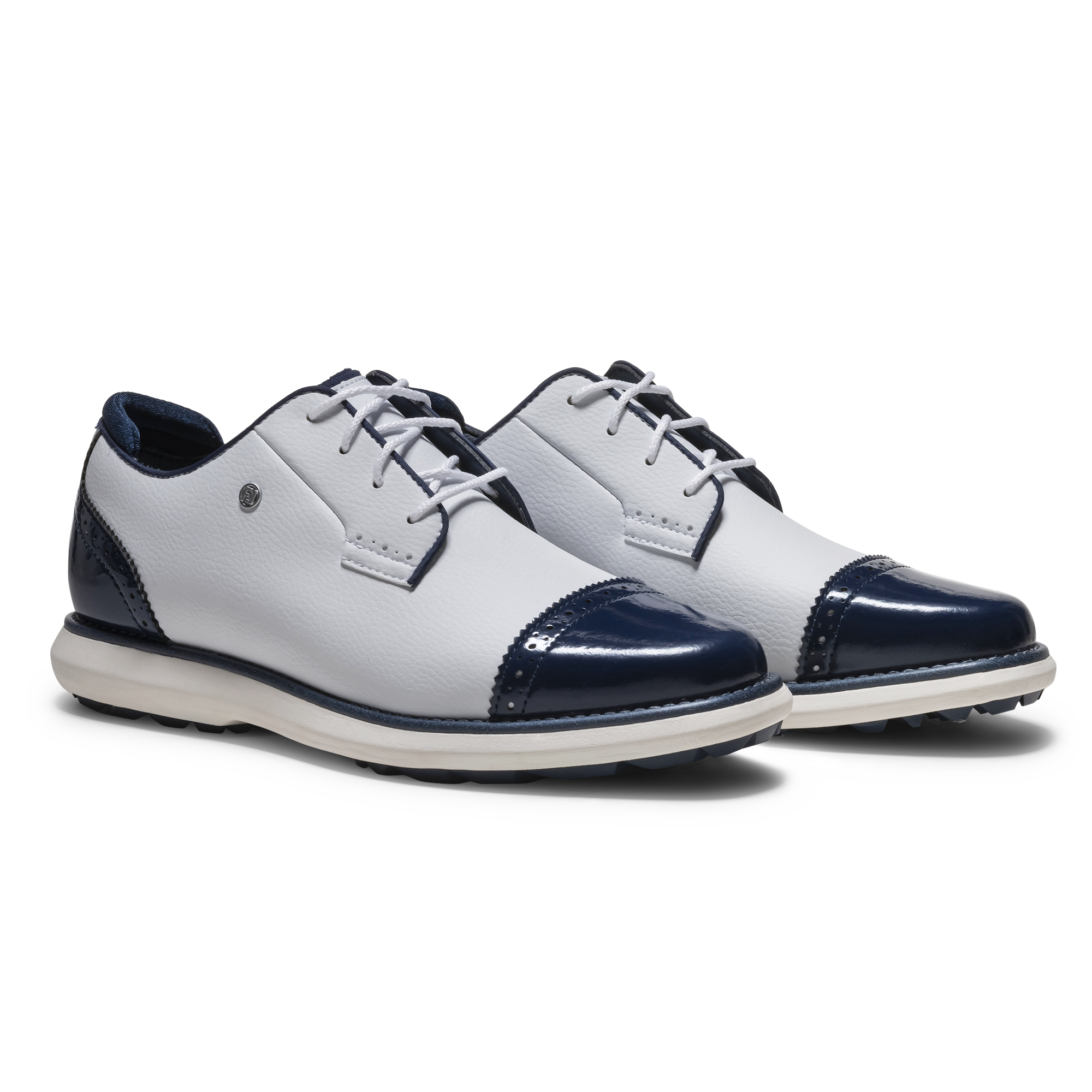 Traditions Cap Toe Spikeless Women